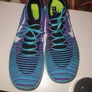 Nike flynit sneakers